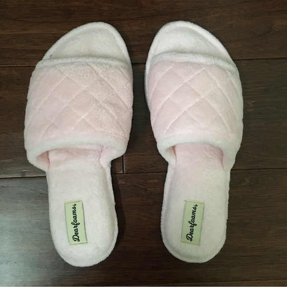 Pink quilted slippers - Picture 5 of 5